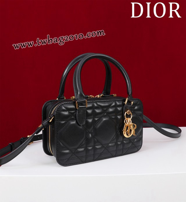 Dior专柜2024新款迪奥高仿原单迷你小方包蒙田30系列迷你医生包 djfk1481